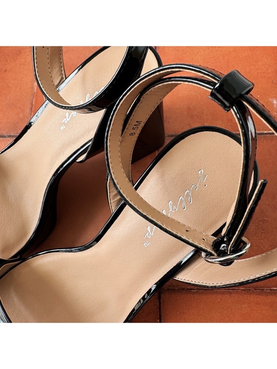 Sz 8.5 Jellypop Shannon Dressy Platform Block Heel Sandals In Glossy Black GUC - Picture 5 of 7